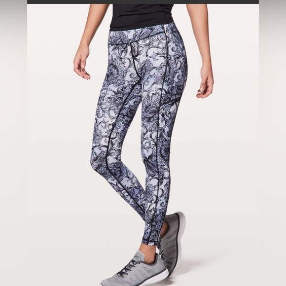 Lululemon Speed Up Tight Hanakotoba Starlight Multi Athletic Yoga leggings 2 - Picture 4 of 4